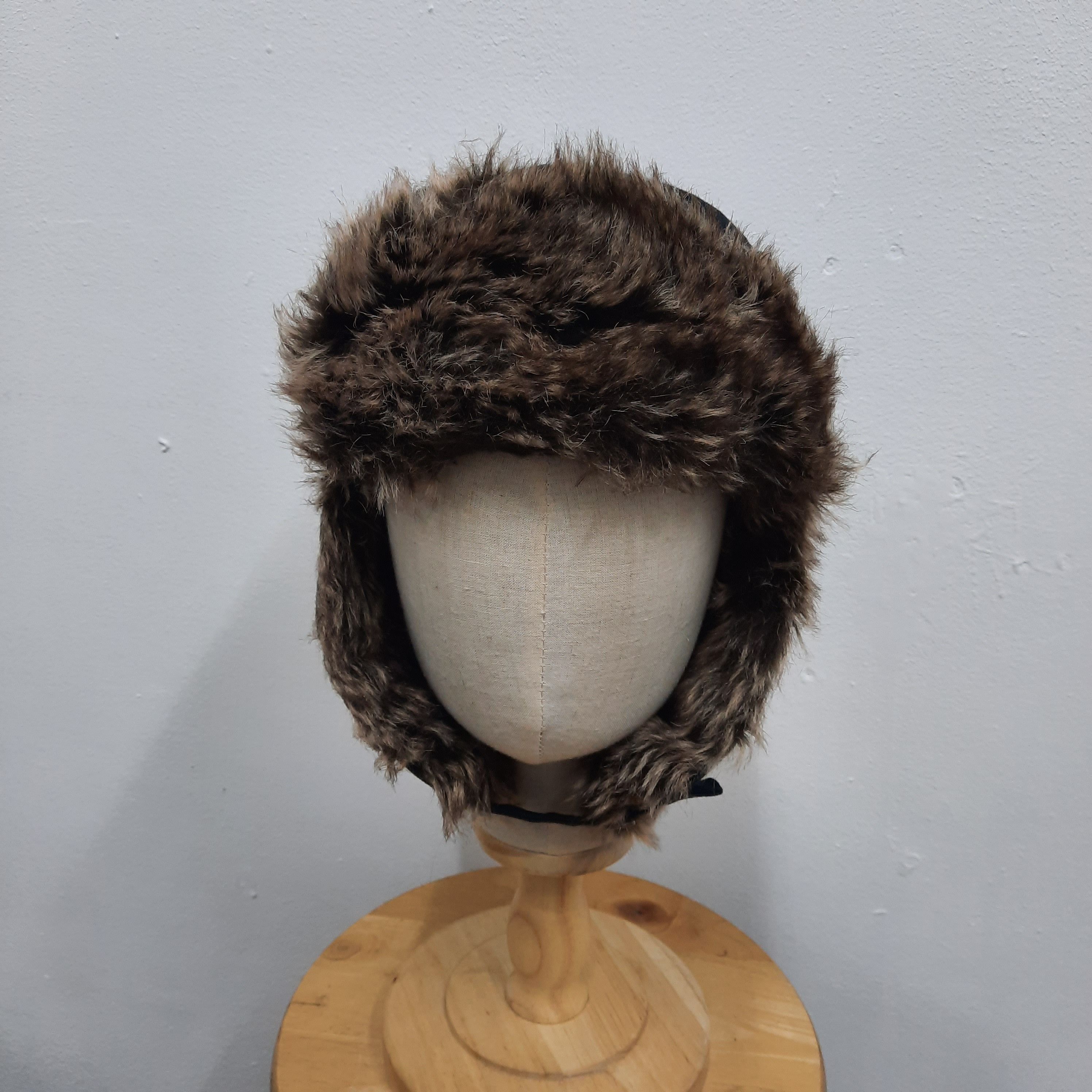 Japanese Brand ❄️ H&m flying style black trapper hat Size ONE SIZE - 2 Thumbnail