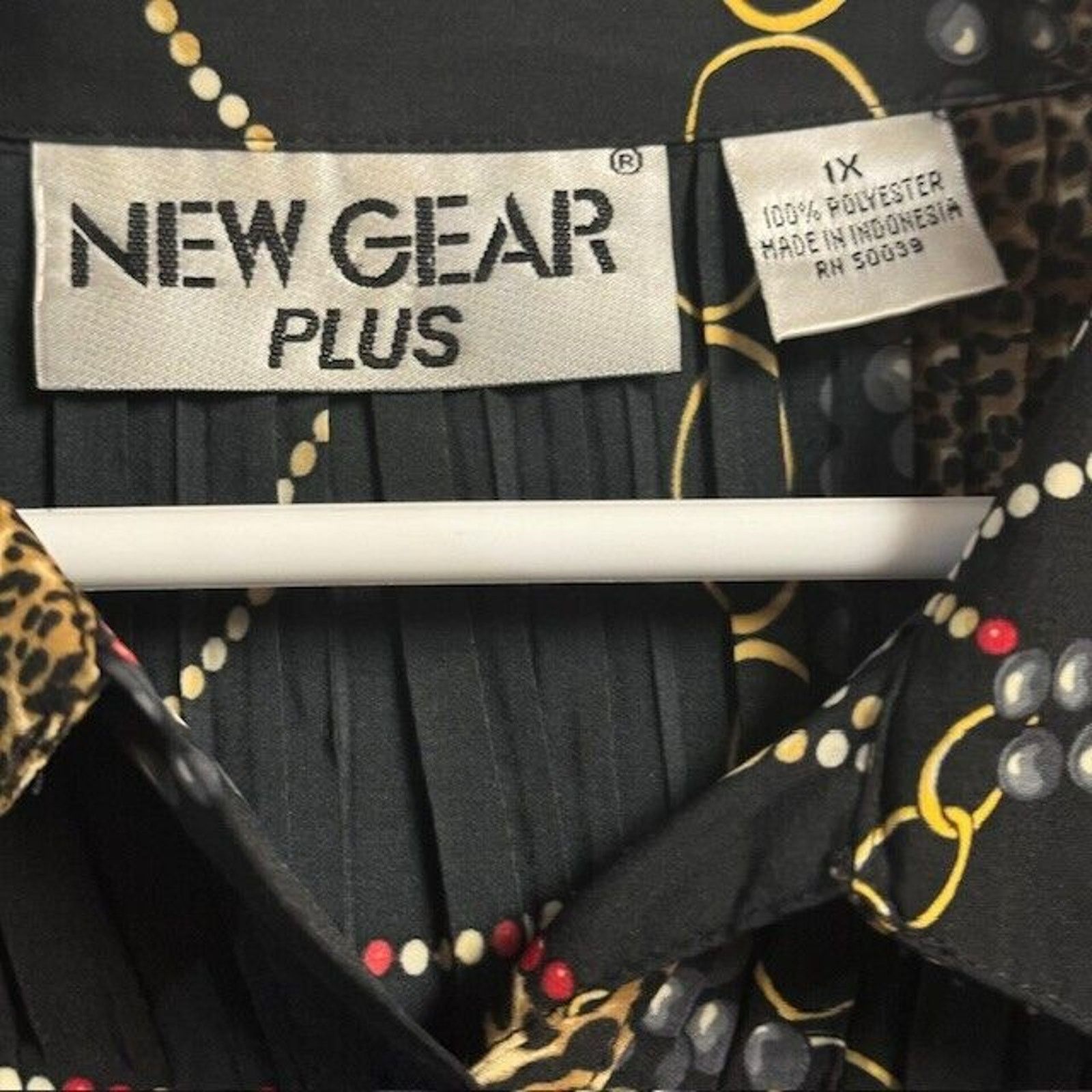 Other New Gear Blouse 1X Plus Leopard Print Chain 80s Inspired Y2K Size XL / US 12-14 / IT 48-50 - 4 Thumbnail