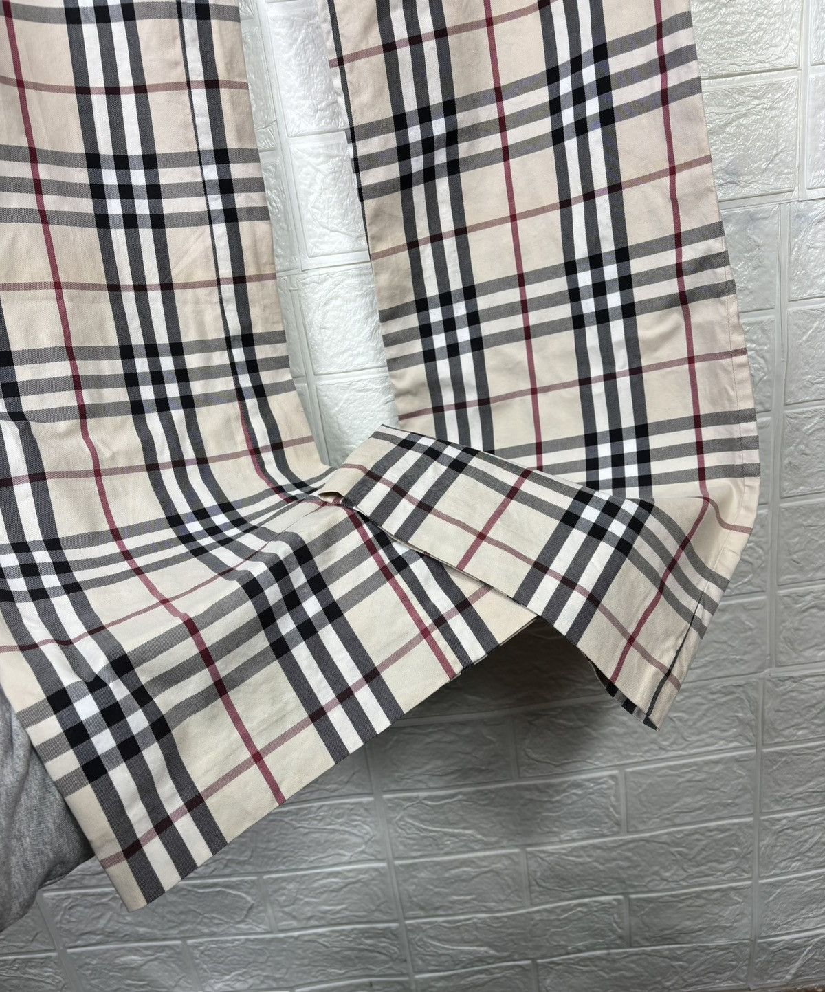 Burberry Burberry Nova Check Pants Made in France Men Size S Size US 31 - 7 Thumbnail