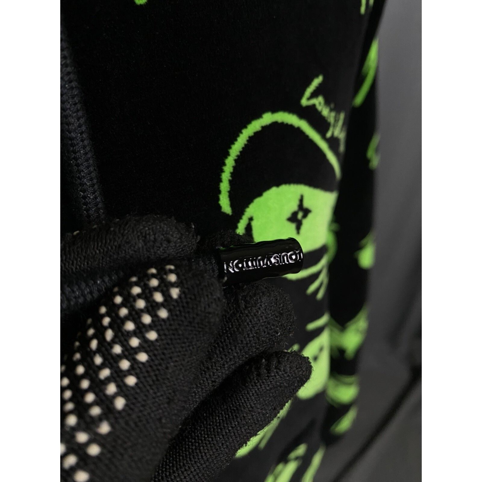 Louis Vuitton RARE! LV Louis Vuittons Eyes Graphic Jacquard Hoodie Black S Size US XL / EU 56 / 4 - 8 Thumbnail