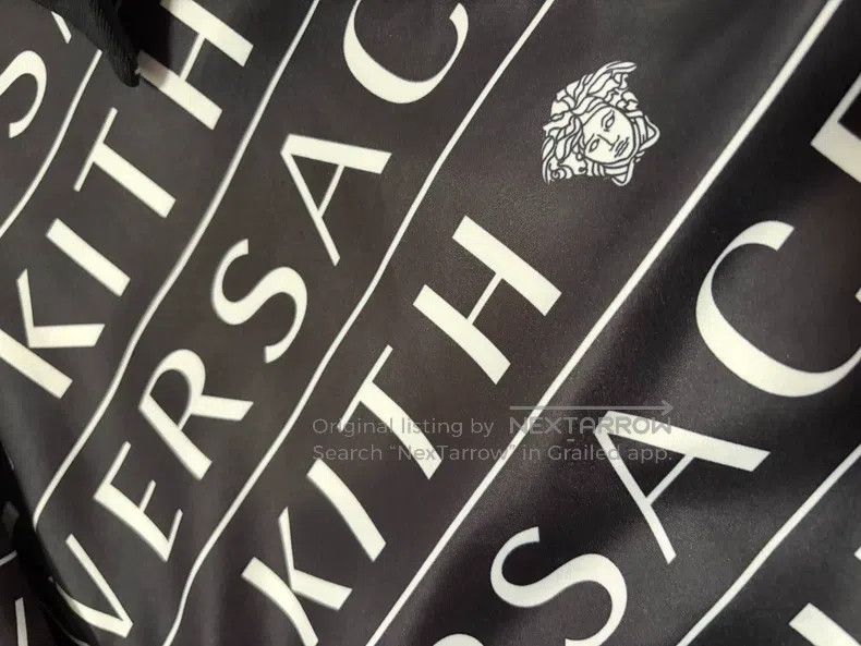 Versace Versace Full print zip jacket Size US XL / EU 56 / 4 - 5 Thumbnail