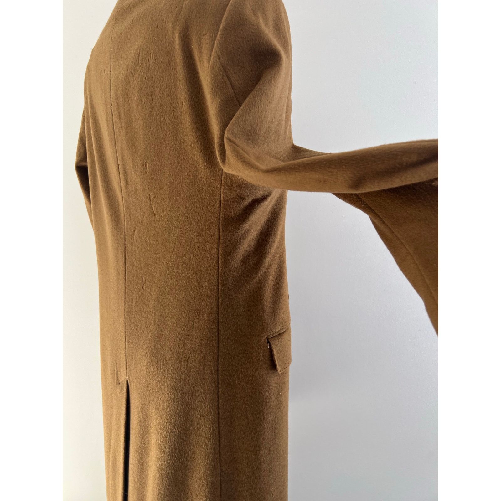 Hickey Freeman Hickey Freeman 3 Button Long Overcoat Vicuña Color Size 40 Size US S / EU 44-46 / 1 - 12 Thumbnail