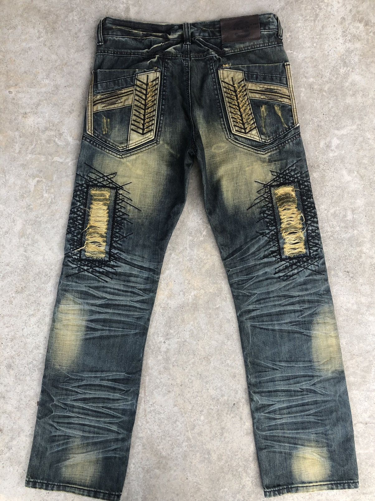 Who Decides War Japanese Kouyizu Distressed Jeans Patchwork Size US 32 / EU 48 - 2 Thumbnail