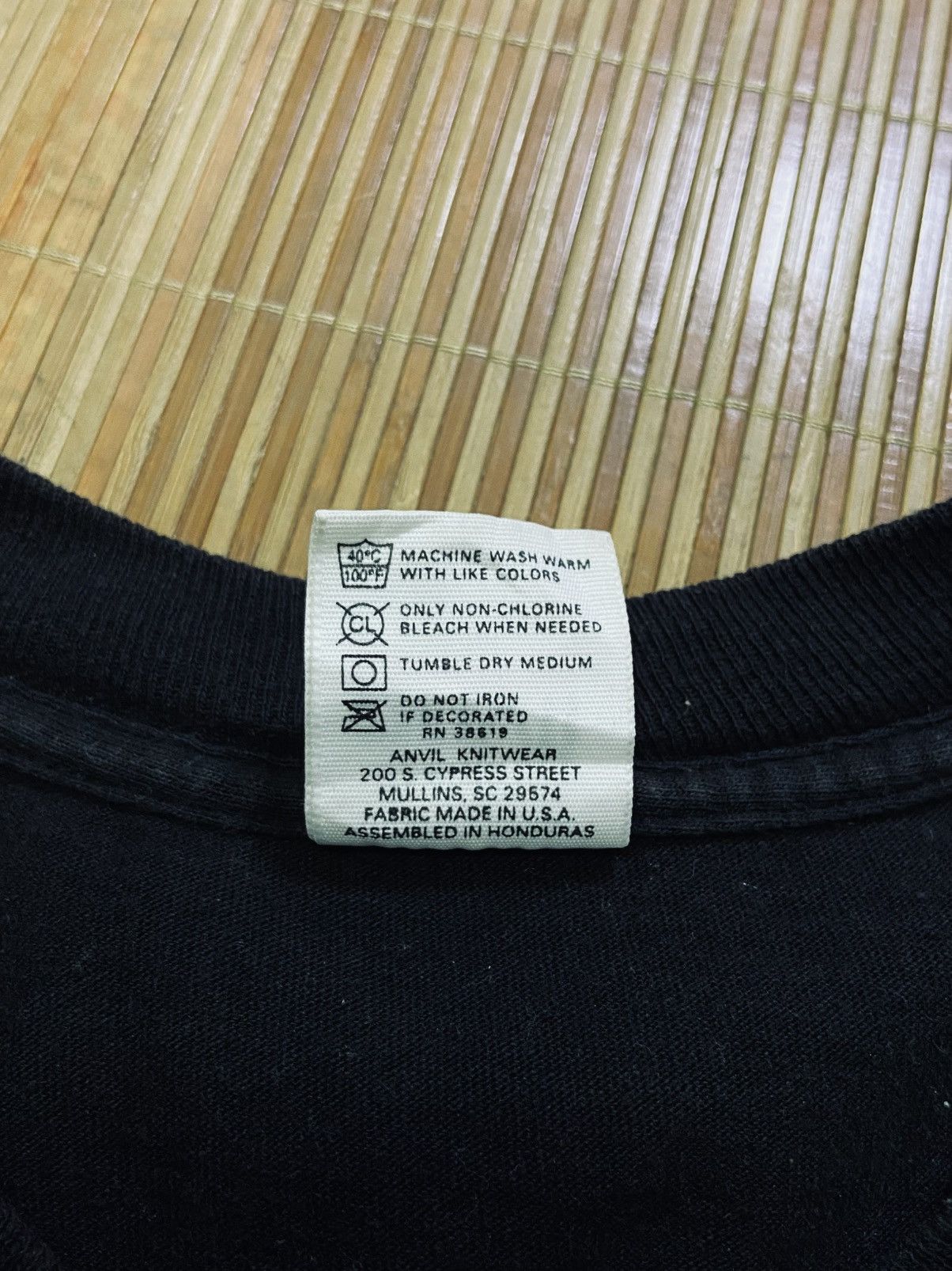 Other VINTAGE 90's CELINE DION TEE Size US L / EU 52-54 / 3 - 22 Thumbnail