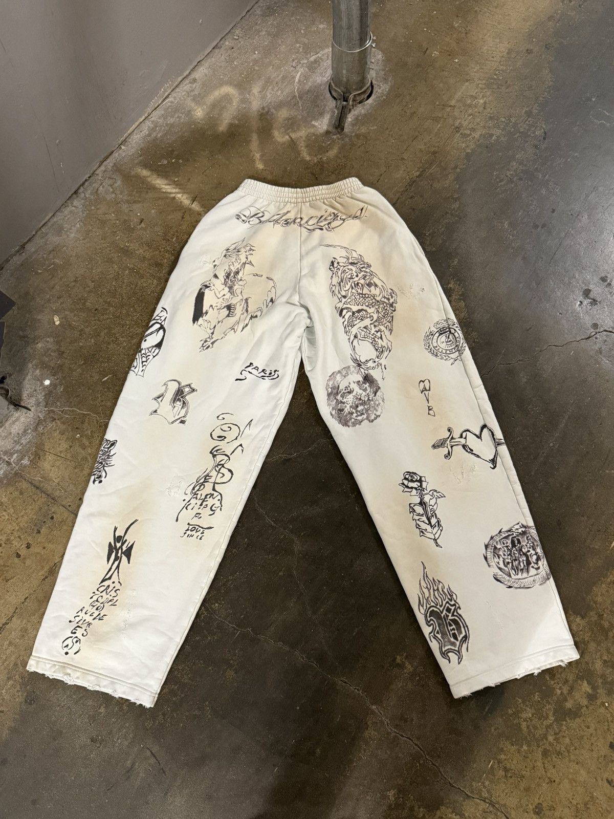 Hellstar Records Tee Size XL Cream