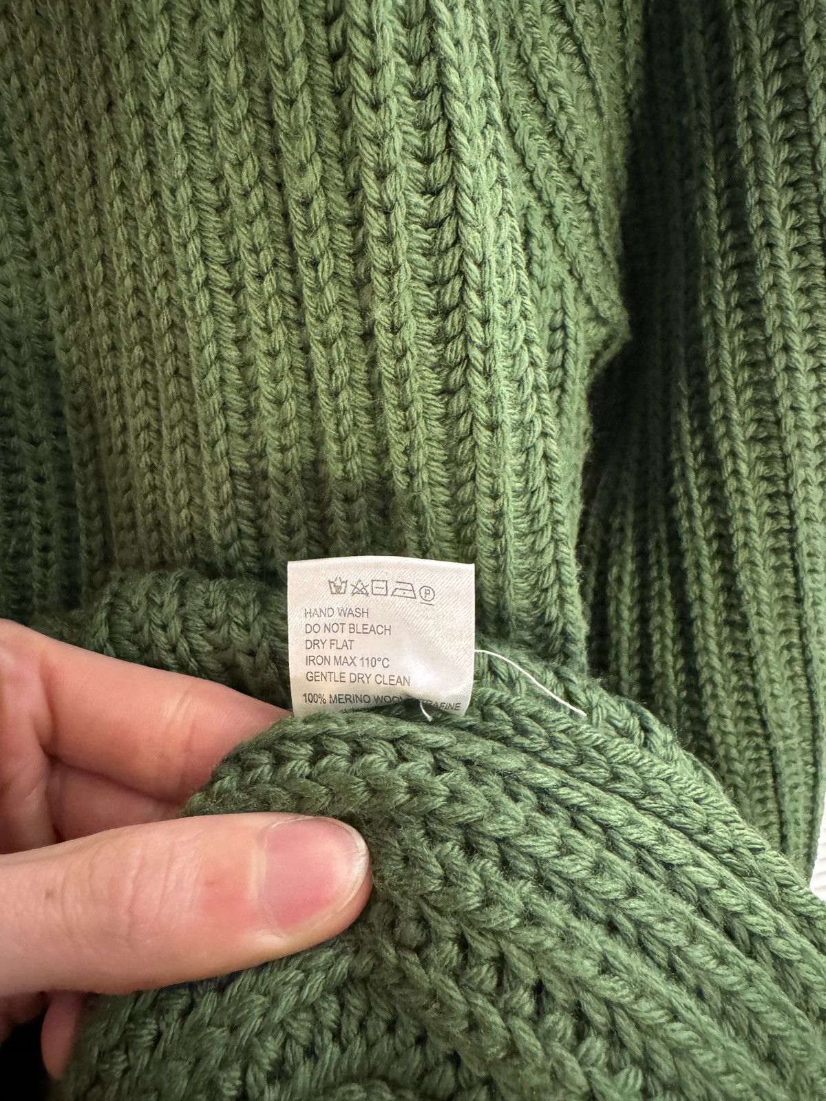 Jacquemus Jacquemus 100% Wool Green Knit Sweater with Arm Detailing Size US S / EU 44-46 / 1 - 7 Thumbnail