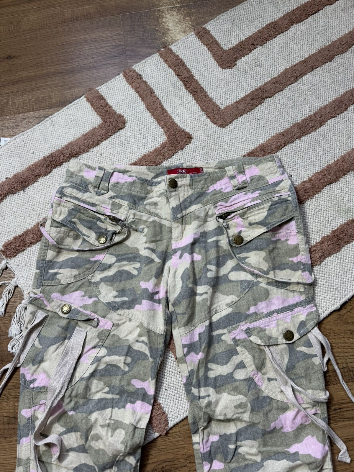 Vintage VINTAGE CAMOUFLAGE 2000s CUTE PINK STRIPED PANTS Size 27" / US 4 / IT 40 - 7 Thumbnail