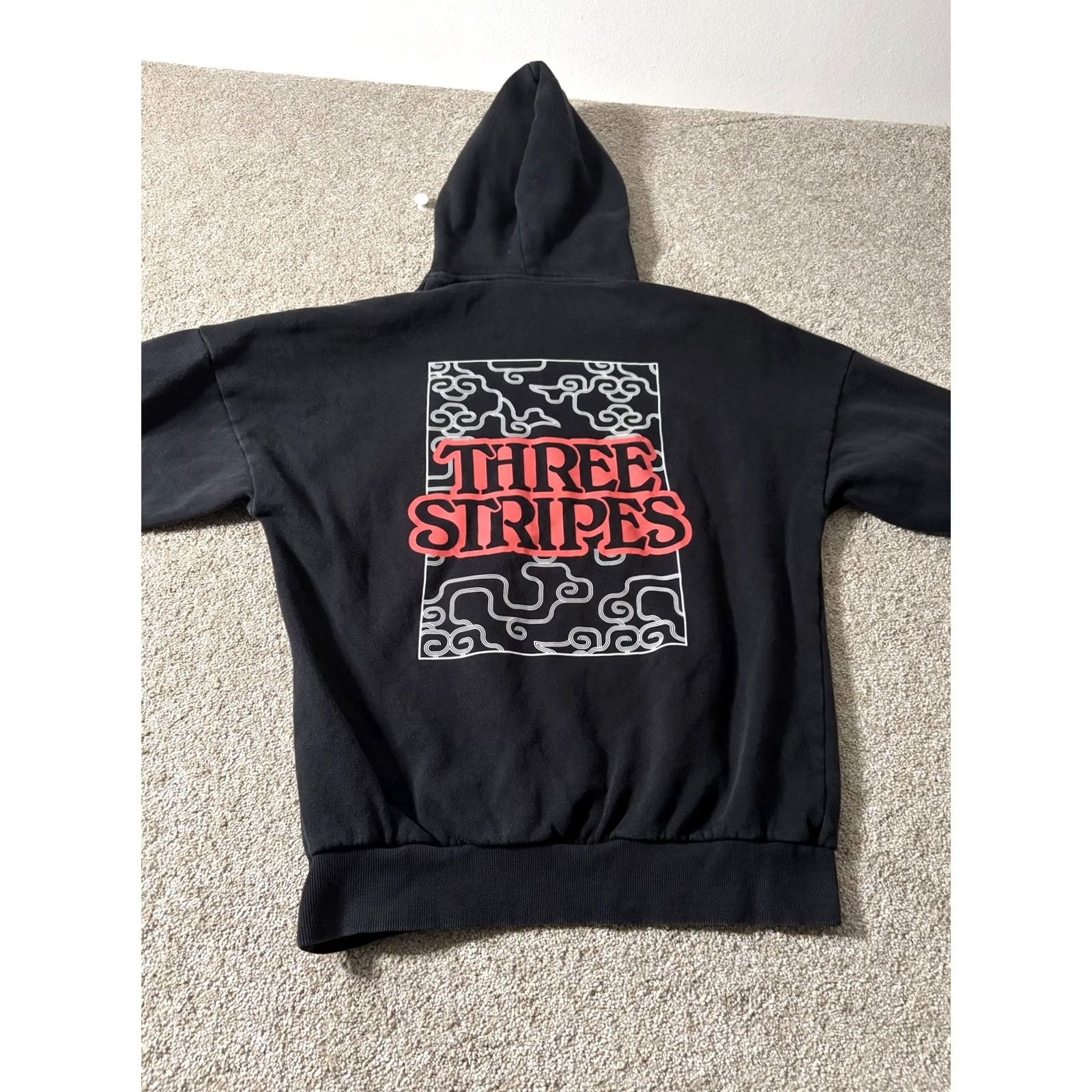 Adidas Adidas Hoodie Mens Small Black Three Stripes Graphic Fleece Sweatshirt Pullover Size US S / EU 44-46 / 1 - 6 Thumbnail