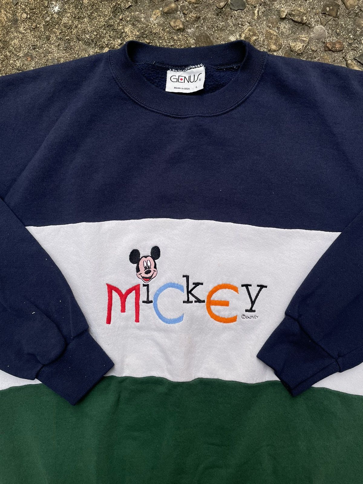 Mickey Mouse VTG 1990’s Mickey Mouse Embroidered Crewneck Sweatshirt Size US L / EU 52-54 / 3 - 2 Thumbnail