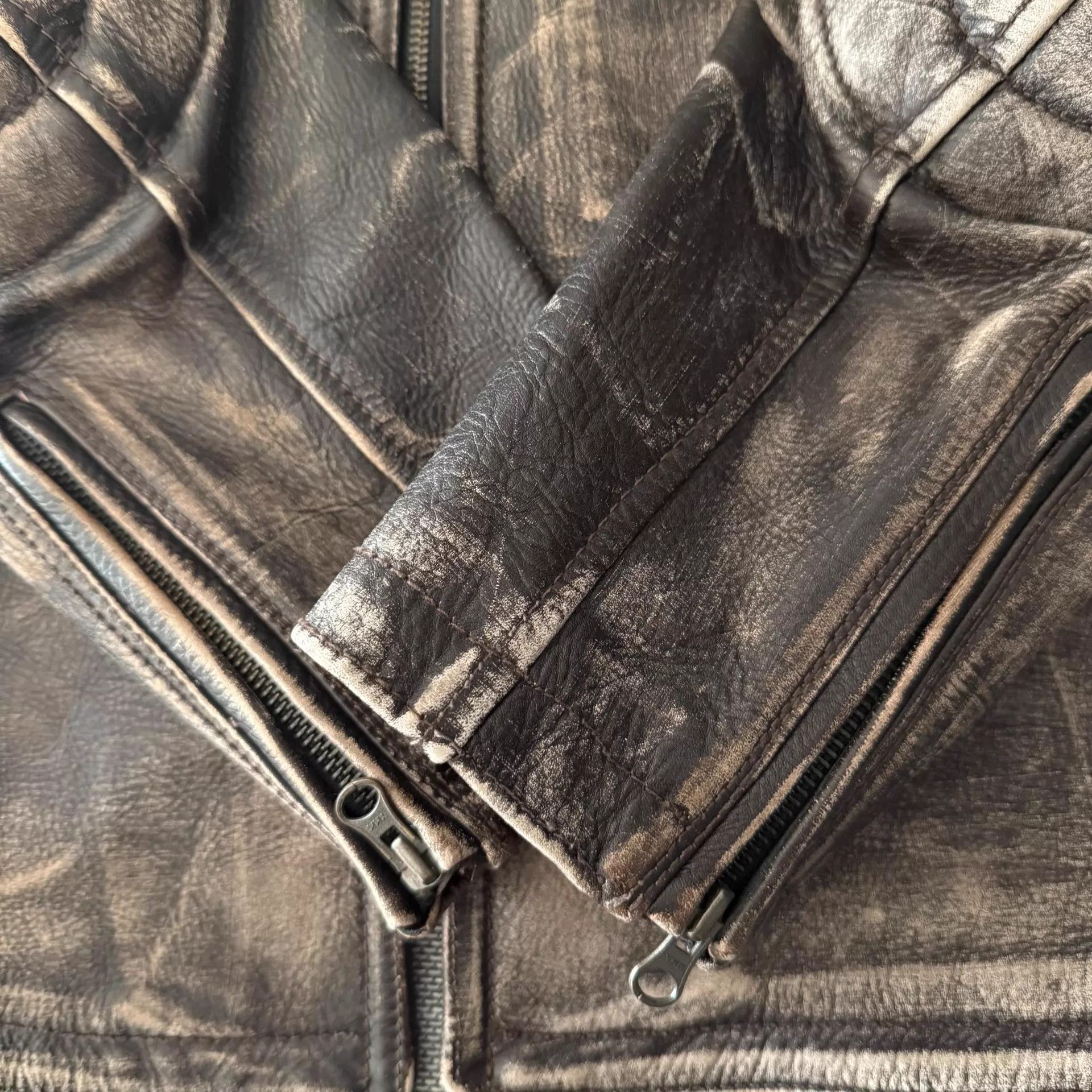Levi's Levis Lvc 1950s Distressed Cowhide Motorcycle Jacket Size US M / EU 48-50 / 2 - 6 Thumbnail