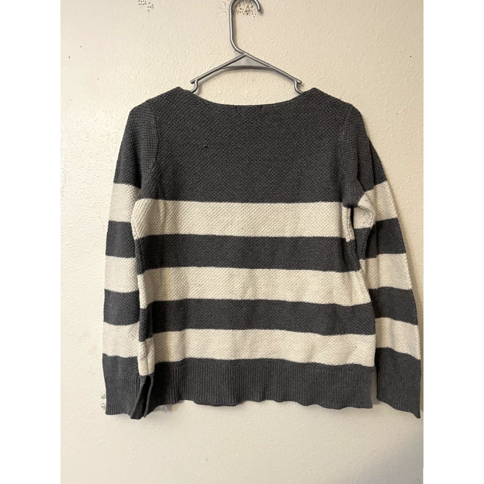 Gap Gap Sweater Women Gray White Striped T-Shirt Long Sleeve Round Neck Size L Classic Basic Oversized Size L / US 10 / IT 46 - 3 Thumbnail