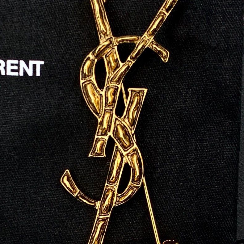 Saint Laurent Paris Saint Laurent Gold crocodile logo brooch 2504-Nextarrow Size ONE SIZE - 4 Thumbnail