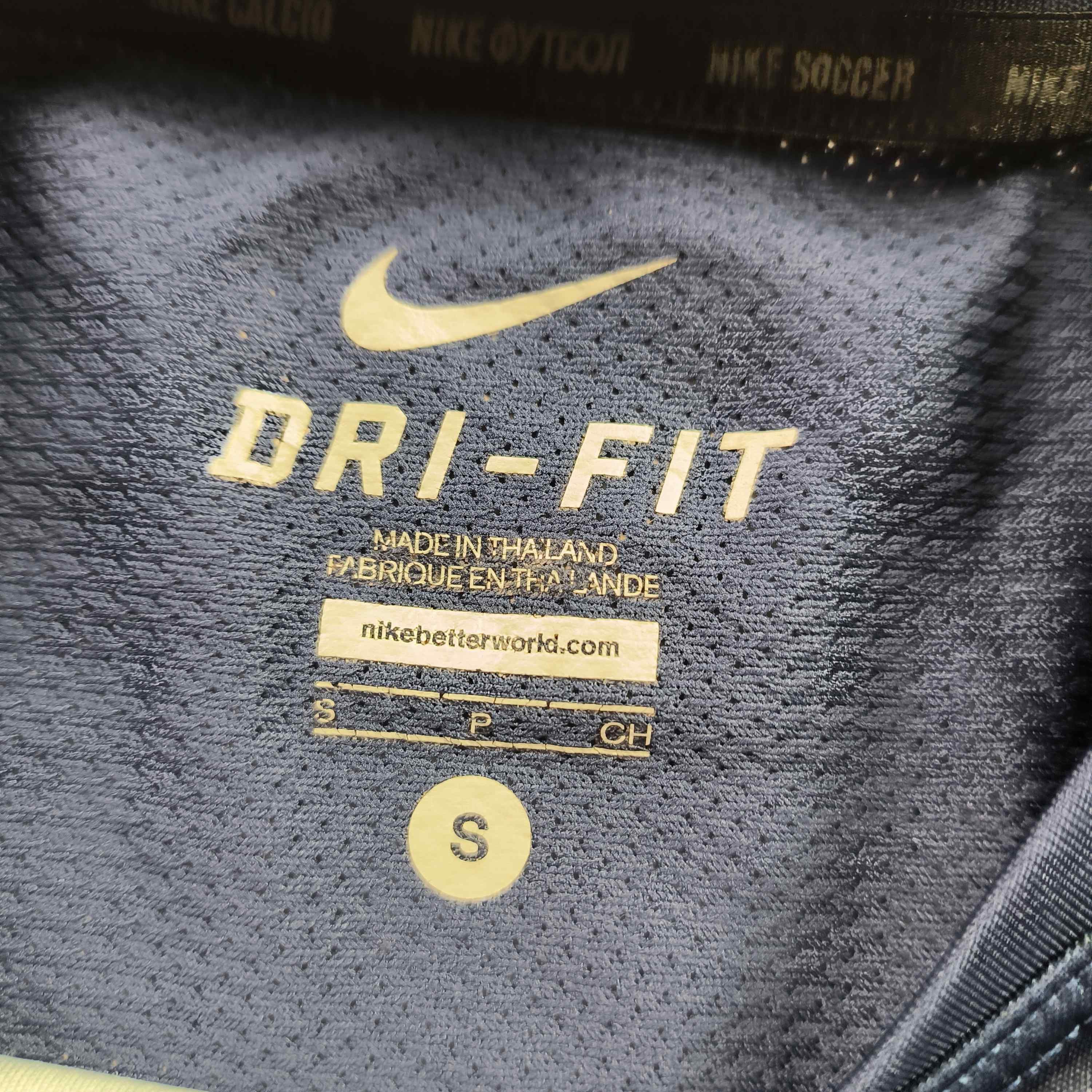 Nike France 2014-16 Nike training football jersey shirt size S Size US S / EU 44-46 / 1 - 4 Thumbnail