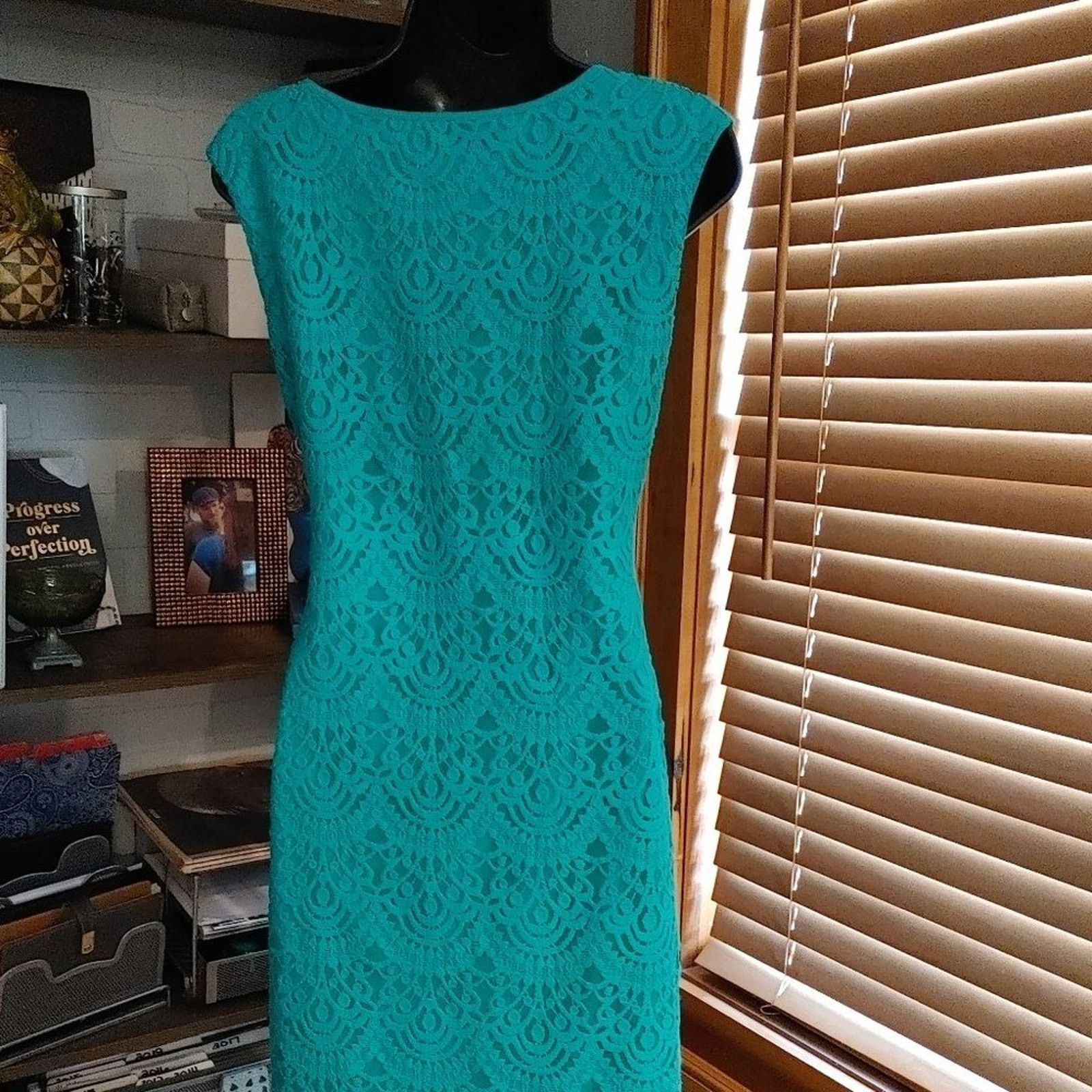 Other Embroidered Lace Sheath Dress from Jessica Howard Size M / US 6-8 / IT 42-44 - 5 Thumbnail