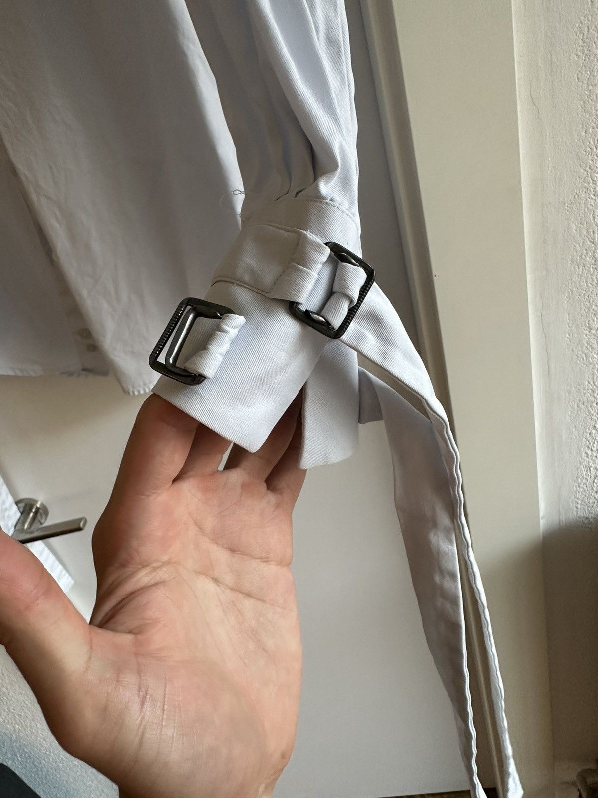 Givenchy SS13 Bondage Sleeve Cuff Shirt Size US M / EU 48-50 / 2 - 3 Thumbnail