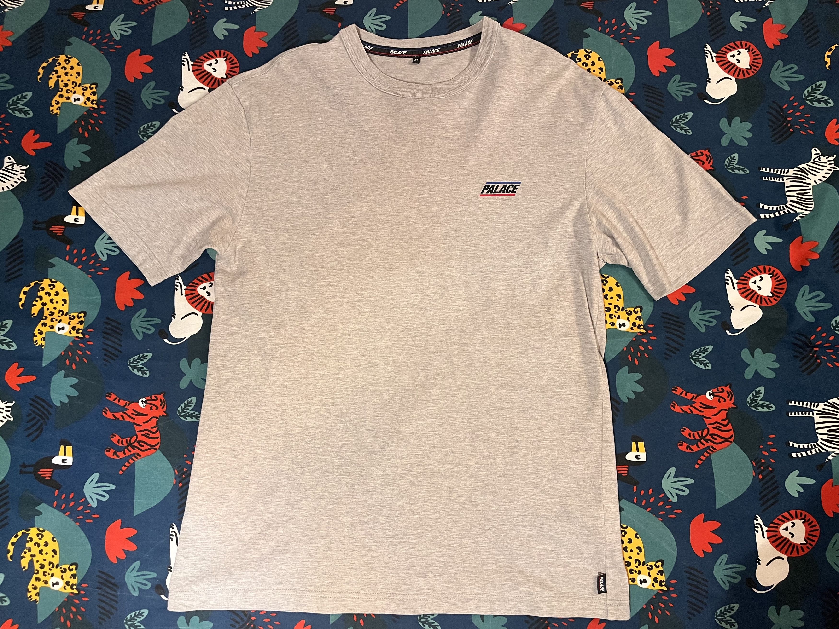 Palace Palace Basically A T-Shirt Grey Size US M / EU 48-50 / 2 - 1 Thumbnail