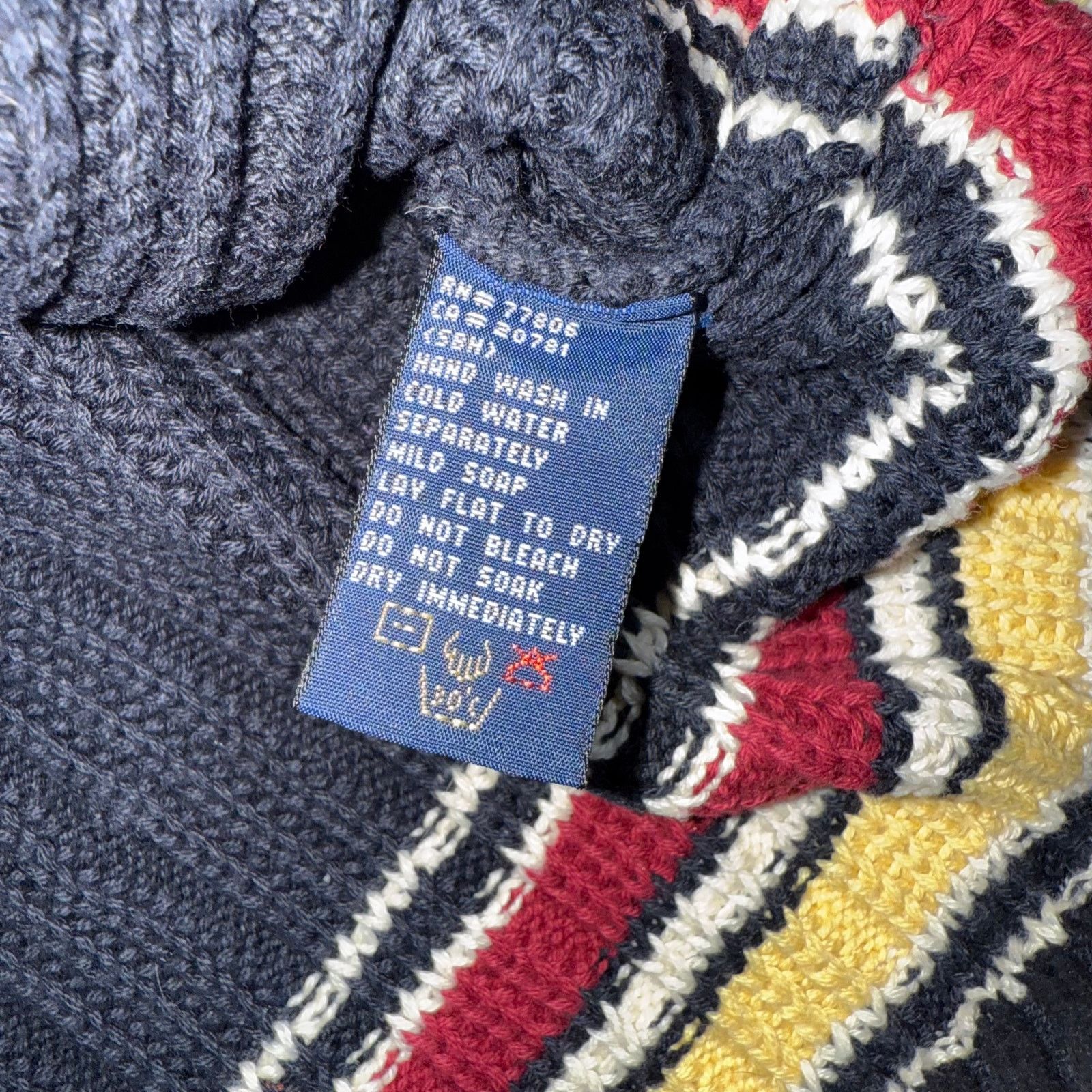 Tommy Hilfiger Vtg Tommy Hilfiger Crest Knit Sweater Navy Striped 90s Sz M Size US M / EU 48-50 / 2 - 6 Thumbnail
