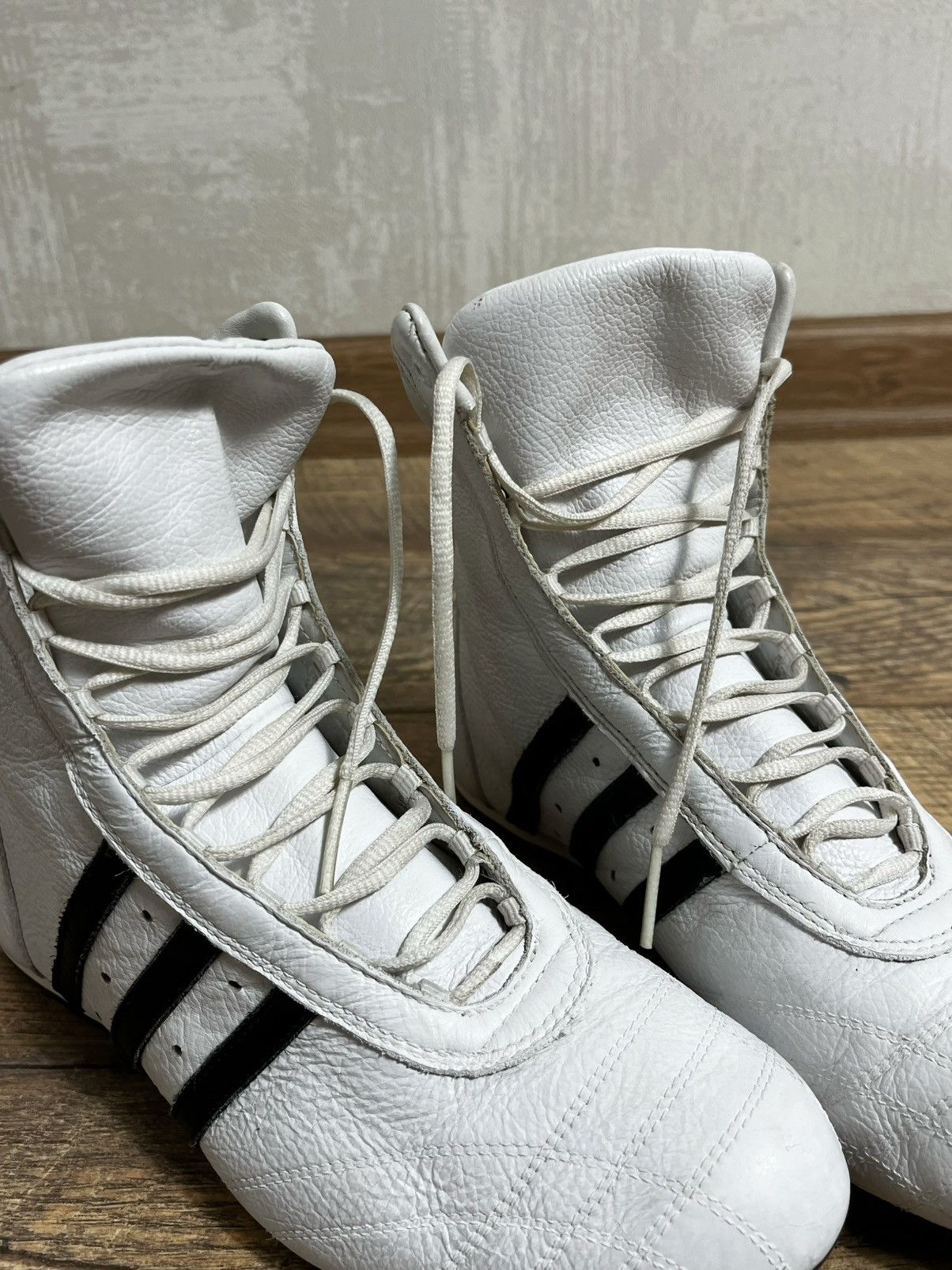 Adidas Vintage Y2K Adidas Hi-Top White Leather Boxing 2000s Size US 8 / IT 38 - 9 Thumbnail