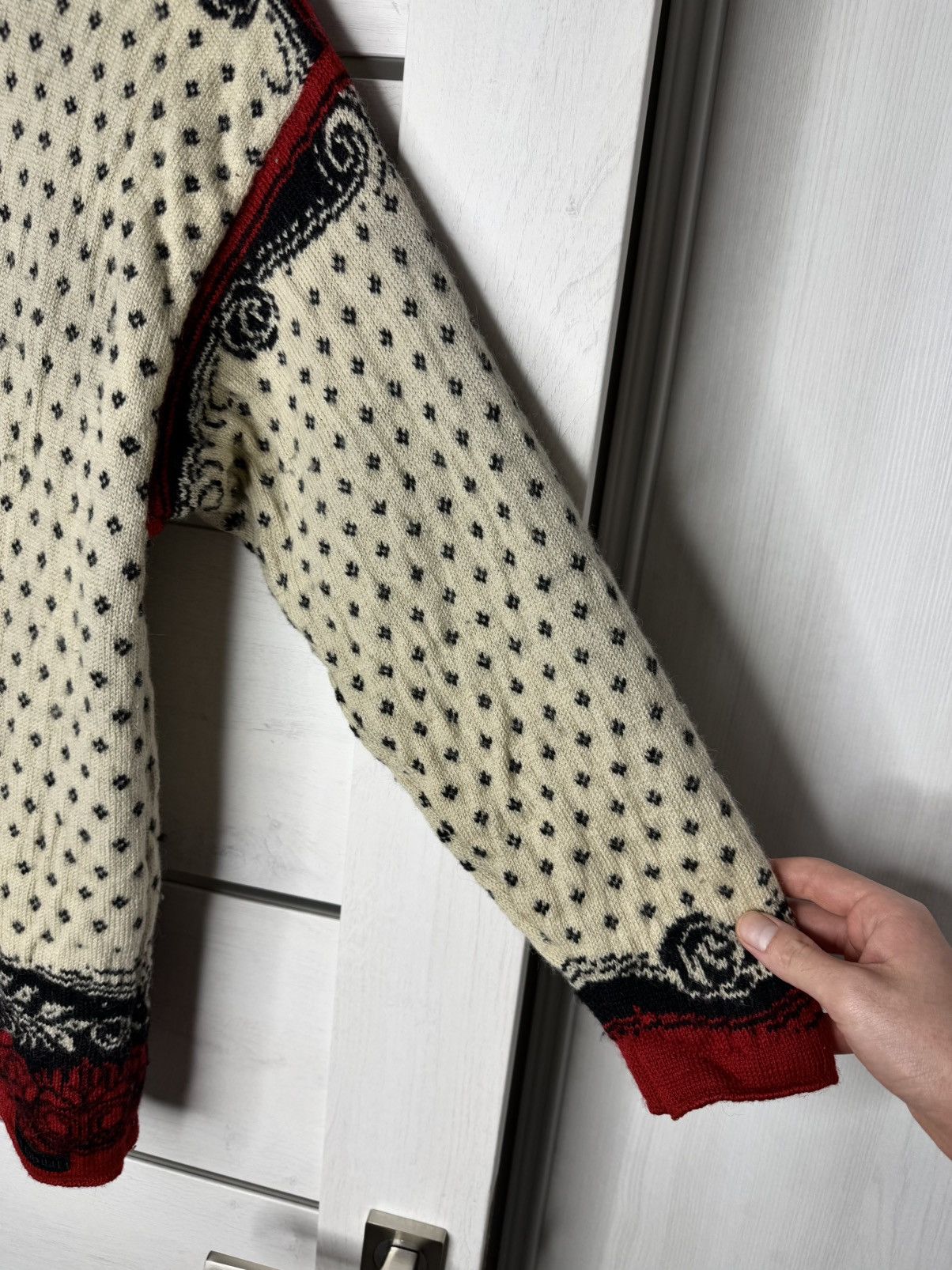 Dale Of Norway Vintage Dale of Norway Wool Cardigan Sweater Rose Nordic Y2K Size M / US 6-8 / IT 42-44 - 7 Thumbnail