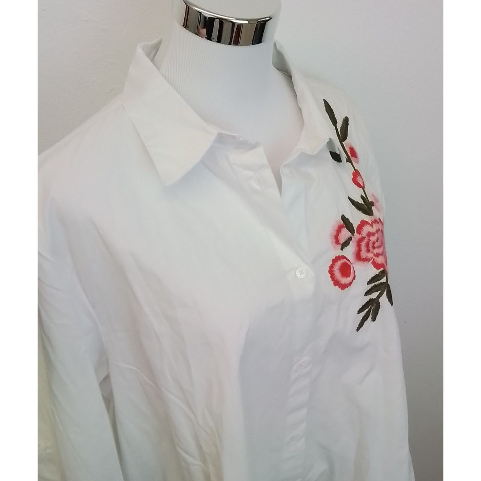 Other Walter Baker Myron Tunic Blouse Women's XL White Flowers NWT Size XL / US 12-14 / IT 48-50 - 4 Thumbnail
