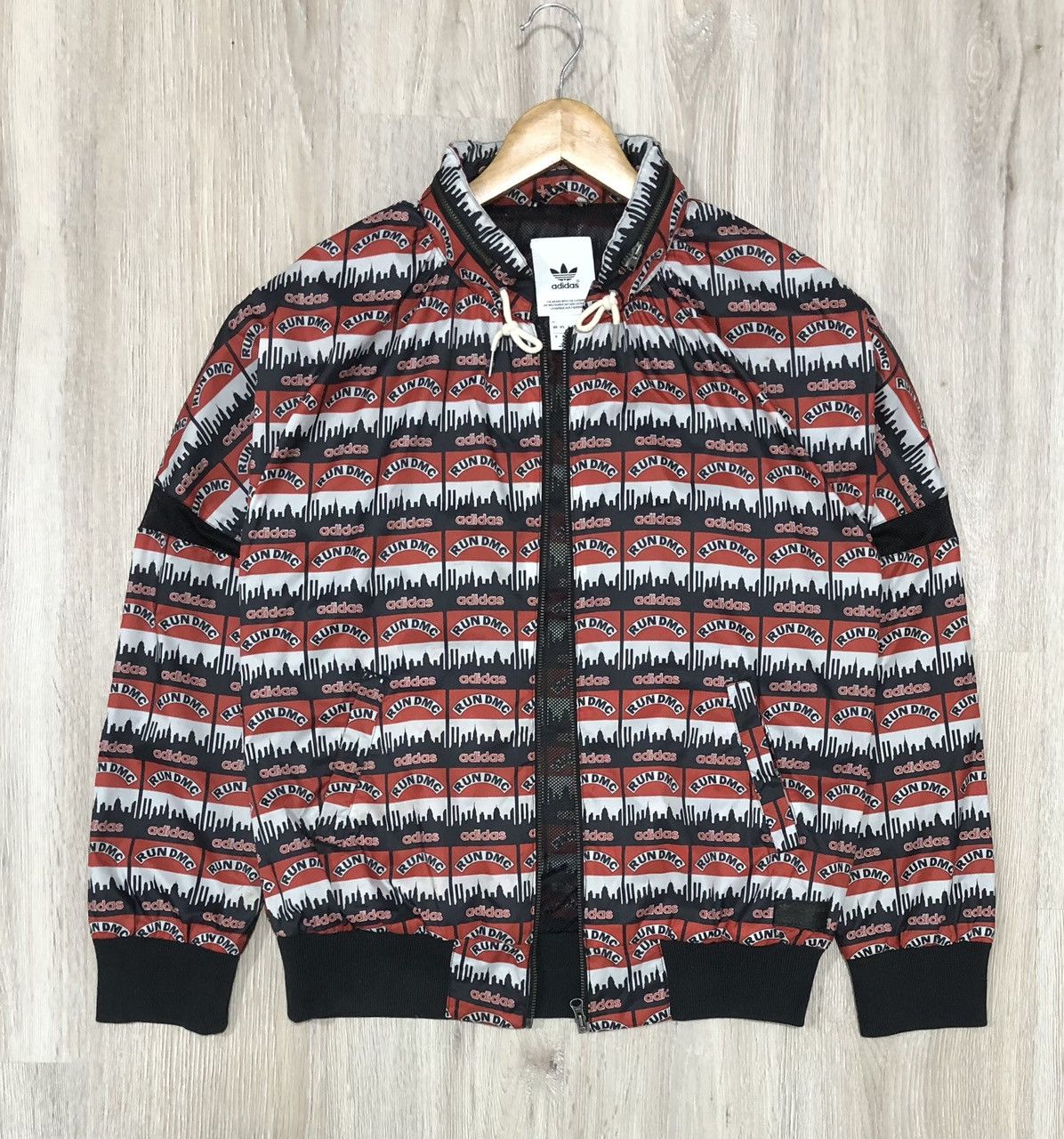 Adidas Adidas RARE VINTAGE RUN DMC ALL OVER PRINT Zipper Jacket Size US M / EU 48-50 / 2 - 8 Thumbnail