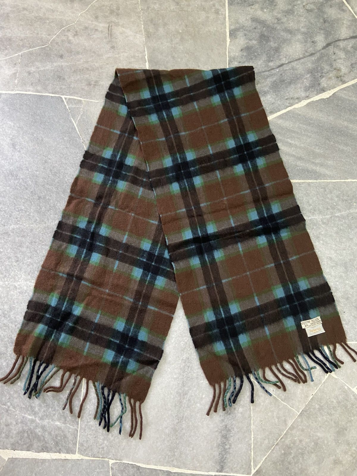 Burberry Burberry London Muffler Scarf Size ONE SIZE - 1 Thumbnail