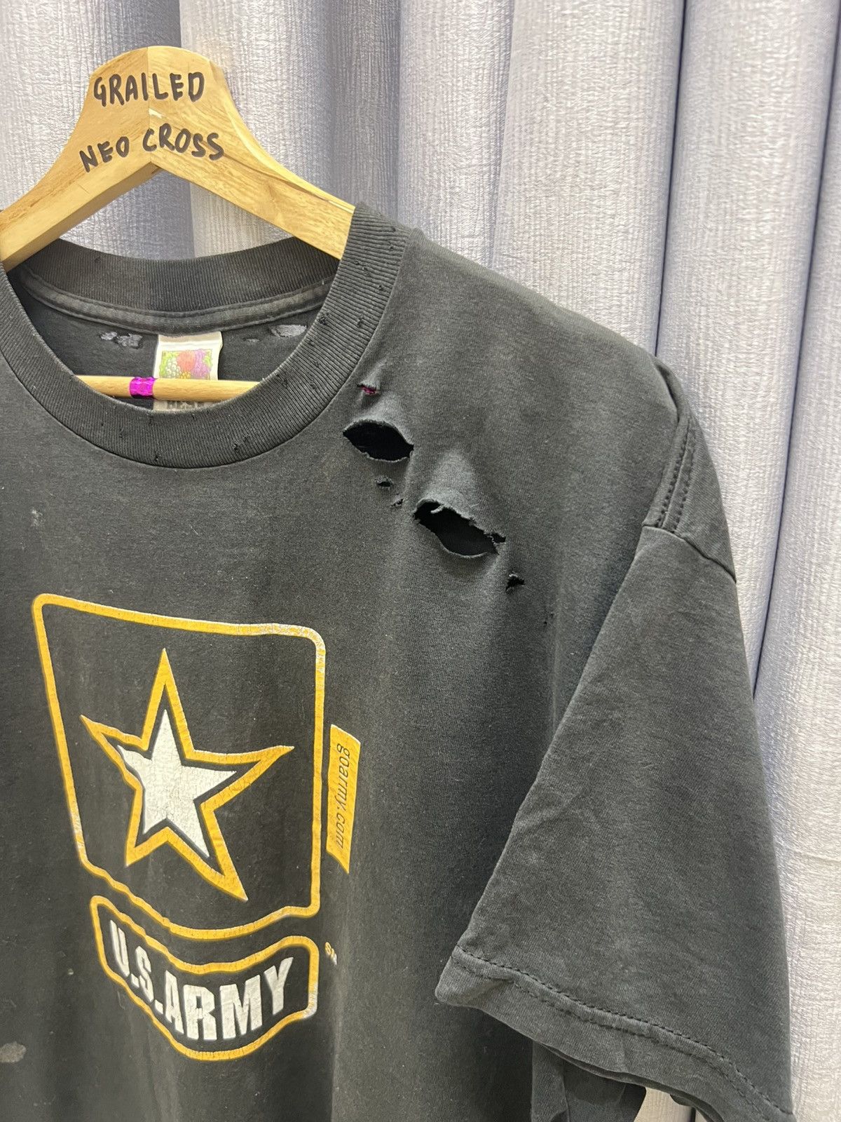 Vintage 90s THRASHED FADED US ARMY DISTRESSED TEE Size US XL / EU 56 / 4 - 3 Thumbnail