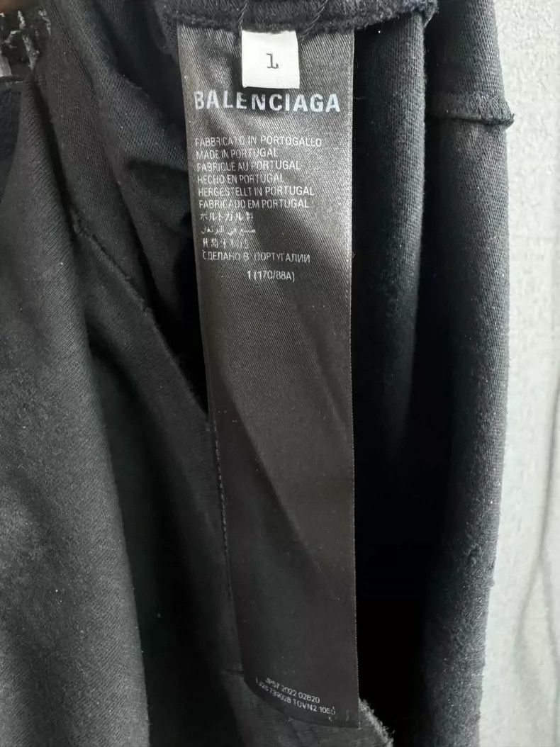 Balenciaga Balenciaga Mud Dyed Ripped Embroidered Logo Short Sleeve Size US S / EU 44-46 / 1 - 4 Thumbnail