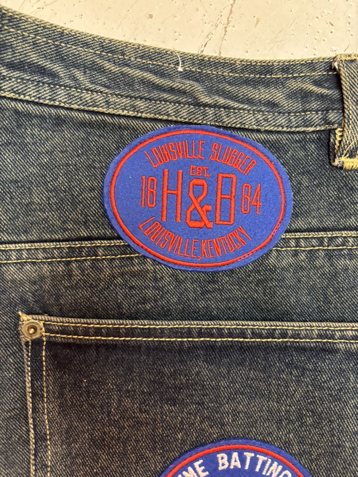 Vintage ***FINAL DROP***RARE 00 HILLERICH &BRADSBY BASEBALL PATCH 40 Size US 40 / EU 56 - 15 Thumbnail
