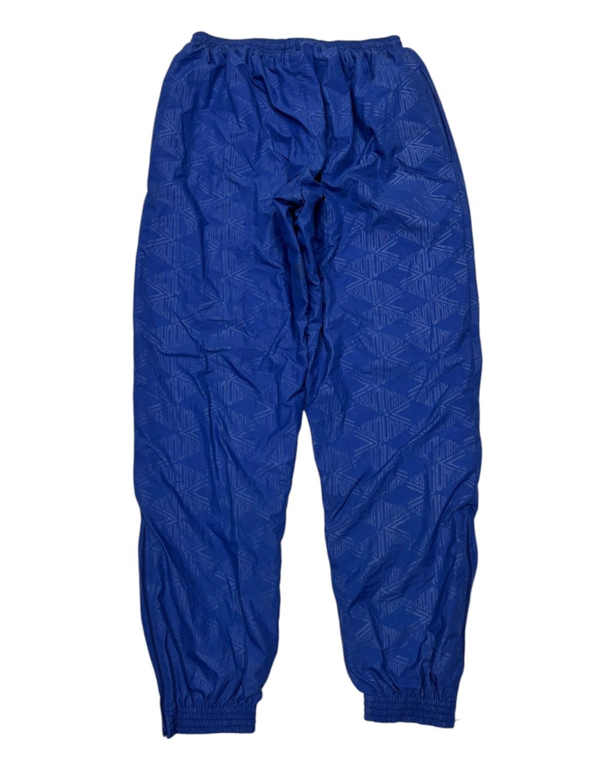 Umbro RARE‼️UMBRO VINTAGE BLUE JOGGER PANTS OVERPRINTED Size US 32 / EU 48 - 2 Thumbnail
