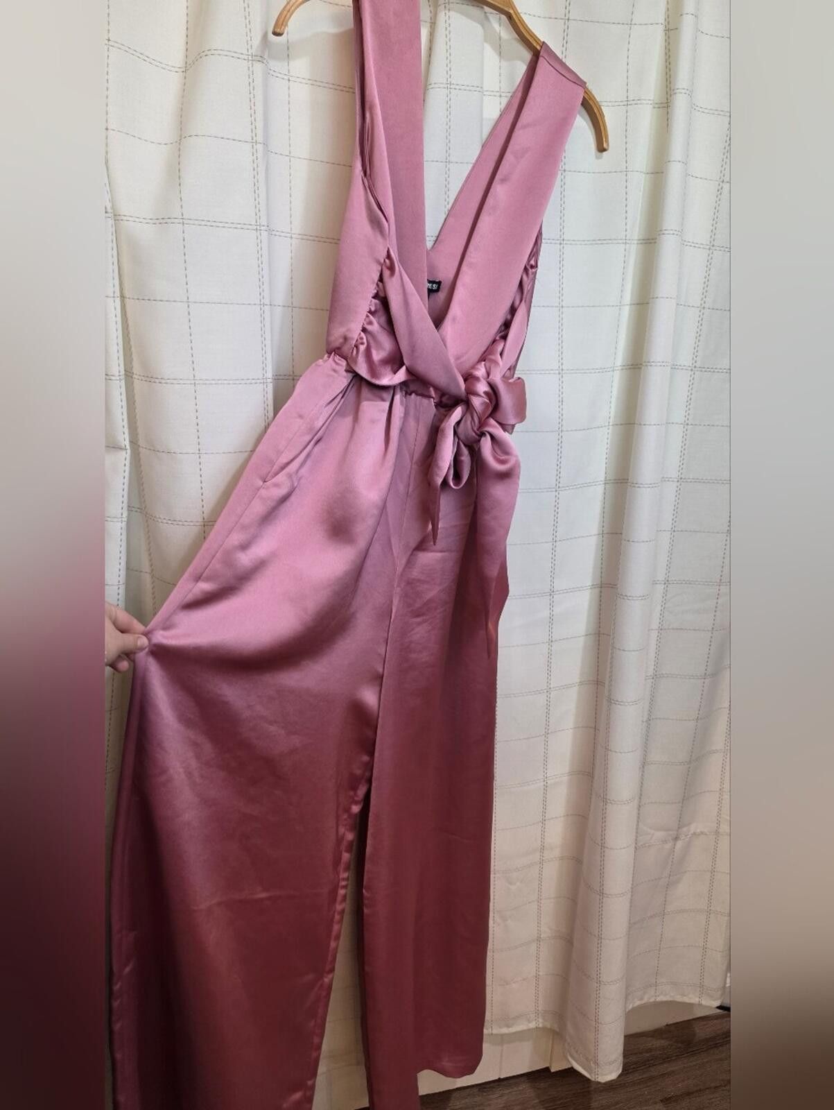 Express Express Satin V-Neck Tie Waist Wide Leg Jumpsuit Size 26" / US 2 / IT 38 - 2 Thumbnail