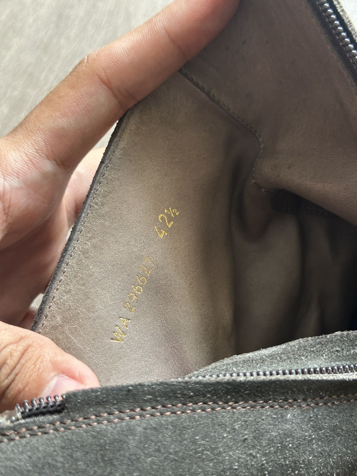 Yves Saint Laurent YVES SAINT LAURENT SUEDE BOOTS Size US 9 / EU 42 - 2 Thumbnail