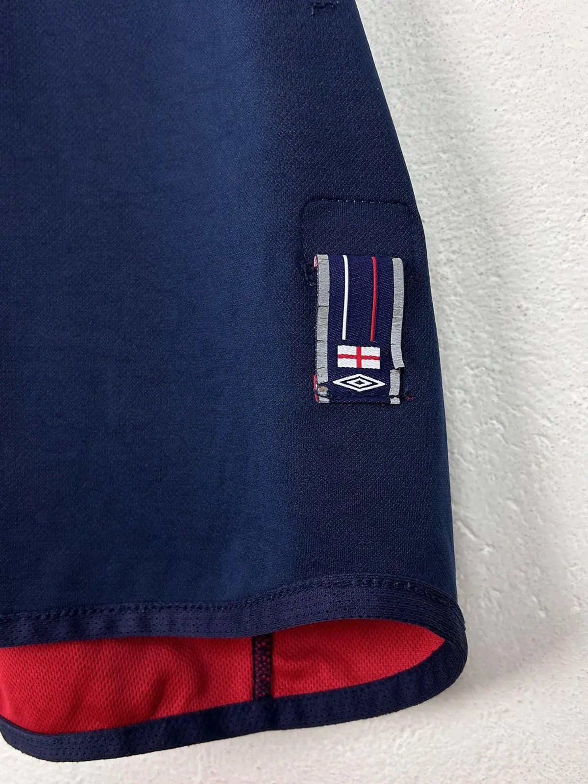 Umbro Umbro England 2004 Home Away Reversible Rare Soccer Jersey Size US M / EU 48-50 / 2 - 9 Thumbnail