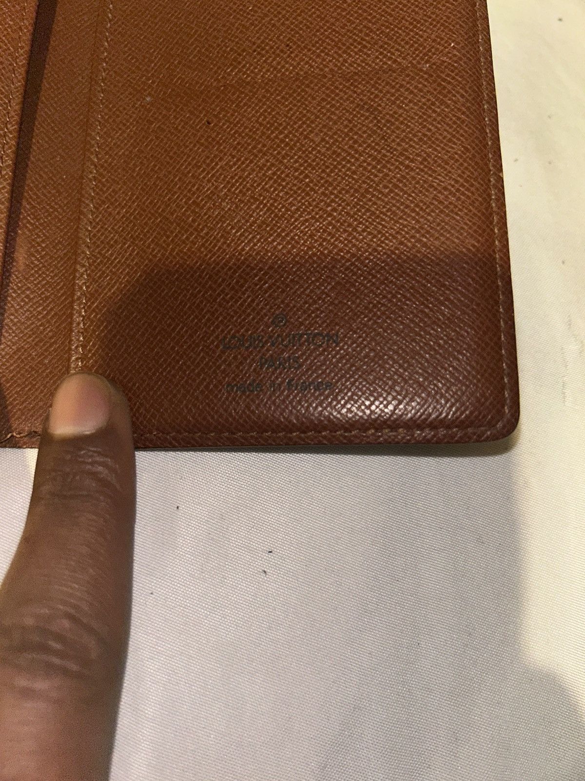 Louis Vuitton Louis Vuitton Size ONE SIZE - 6 Thumbnail