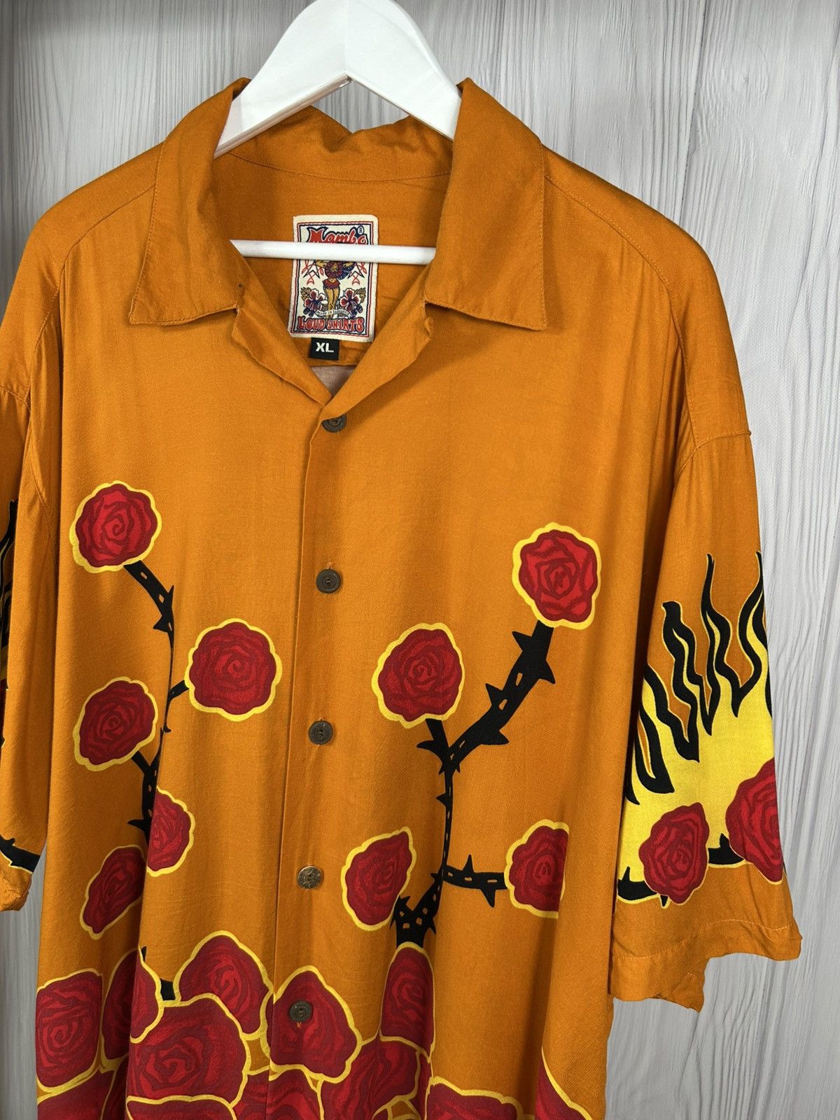 Mambo Very Rare Mambo Loud by Gerry Wedd Roses Fire Sun Shirt XL Size US XL / EU 56 / 4 - 6 Thumbnail