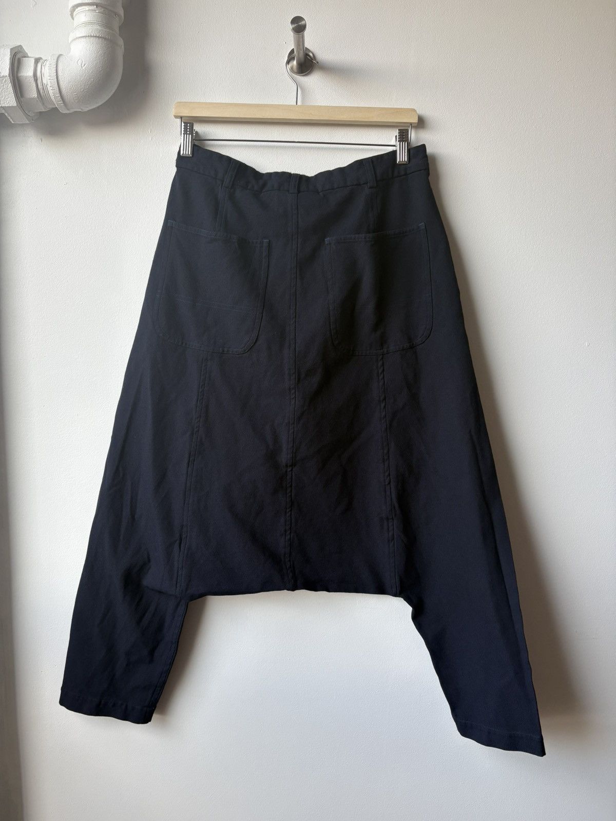 Comme des Garcons Comme des Garçons AW10 drop crotch cropped pants SMALL Size US 30 / EU 46 - 2 Thumbnail