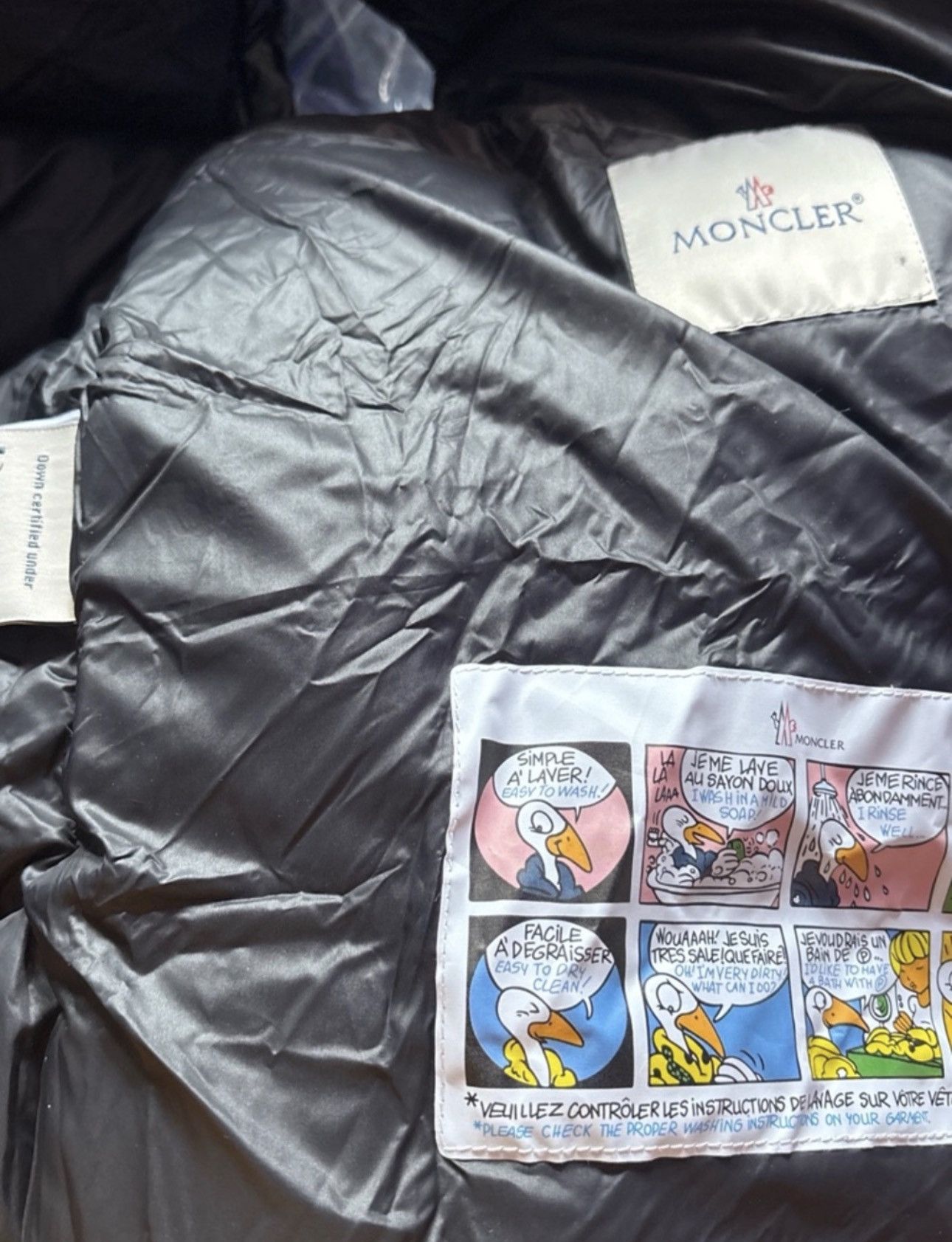 Rainbow Black moncler vest Size US XL / EU 56 / 4 - 7 Thumbnail