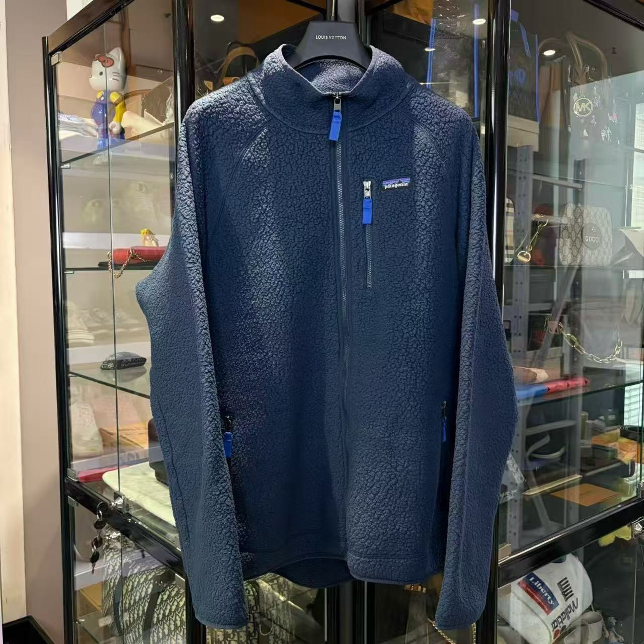 Patagonia Patagonia Retro Light Jacket xxl Men Size US XXL / EU 58 / 5 - 1 Thumbnail