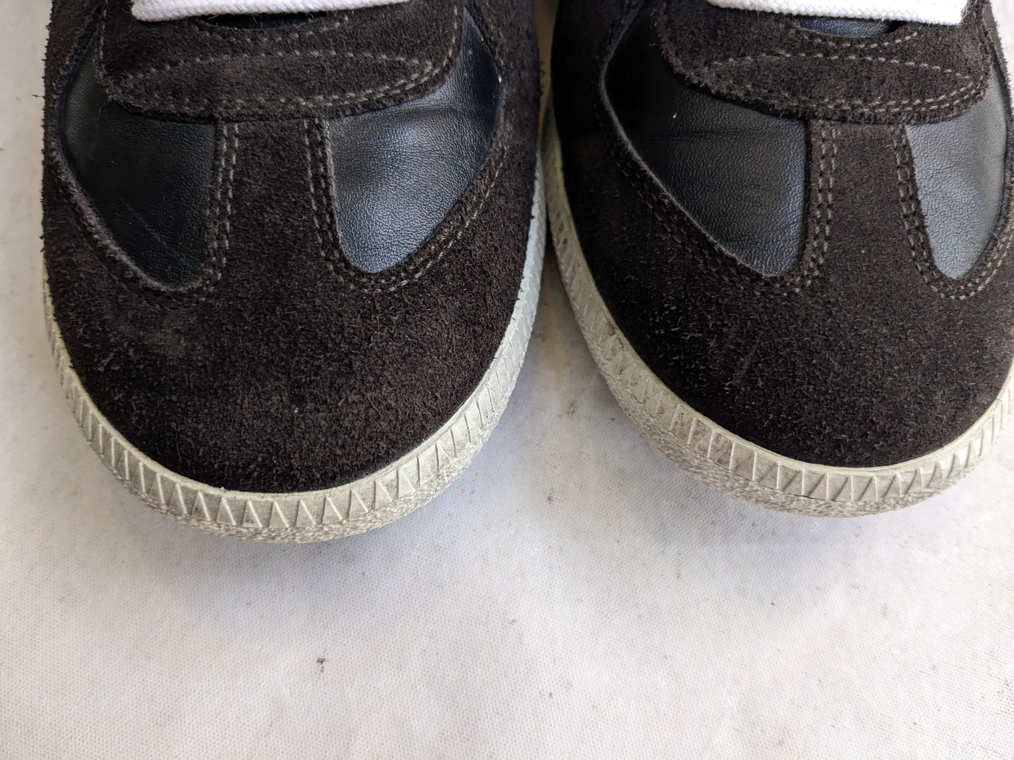 Maison Margiela Maison Margiela Gat Sneaker Low Black White 40 7 Suede Size US 7 / EU 40 - 3 Thumbnail