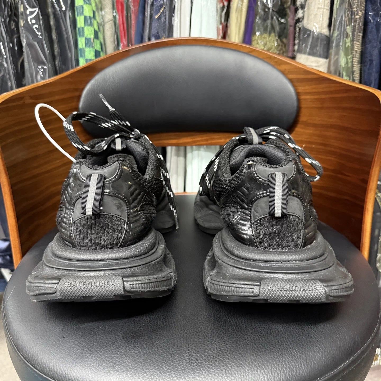 Balenciaga Balenciaga 3xl 42 Black Distressed Warrior Size US 9 / EU 42 - 3 Thumbnail