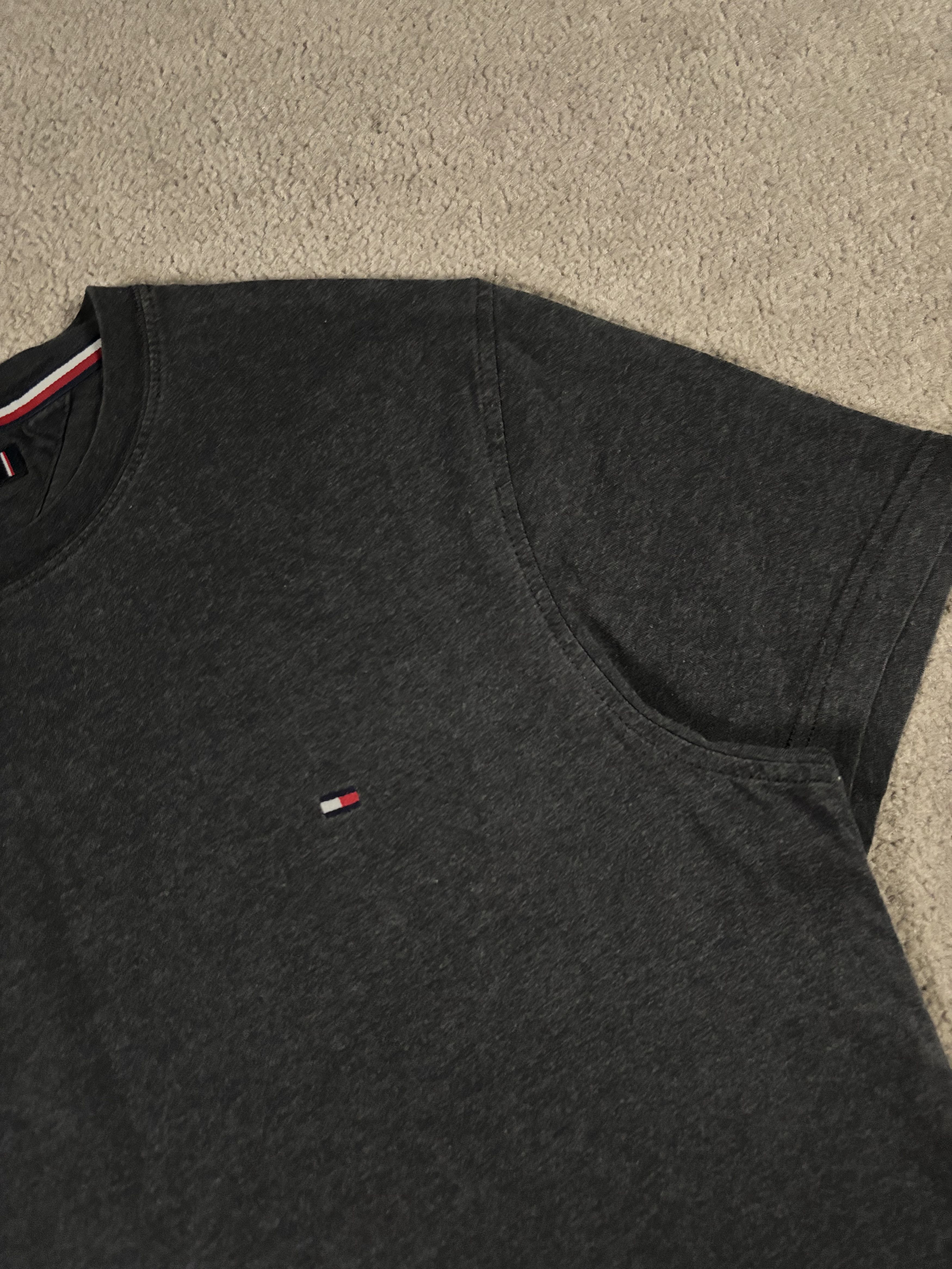 Tommy Hilfiger Tommy Hilfiger T-shirt S Gray Embroidered Logo Cotton Basic Size US S / EU 44-46 / 1 - 2 Thumbnail
