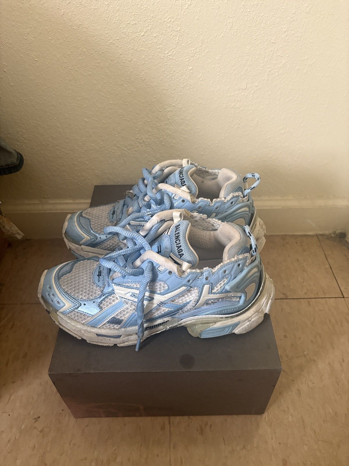 Balenciaga Balenciagas Size US 7 / IT 37 - 2 Thumbnail
