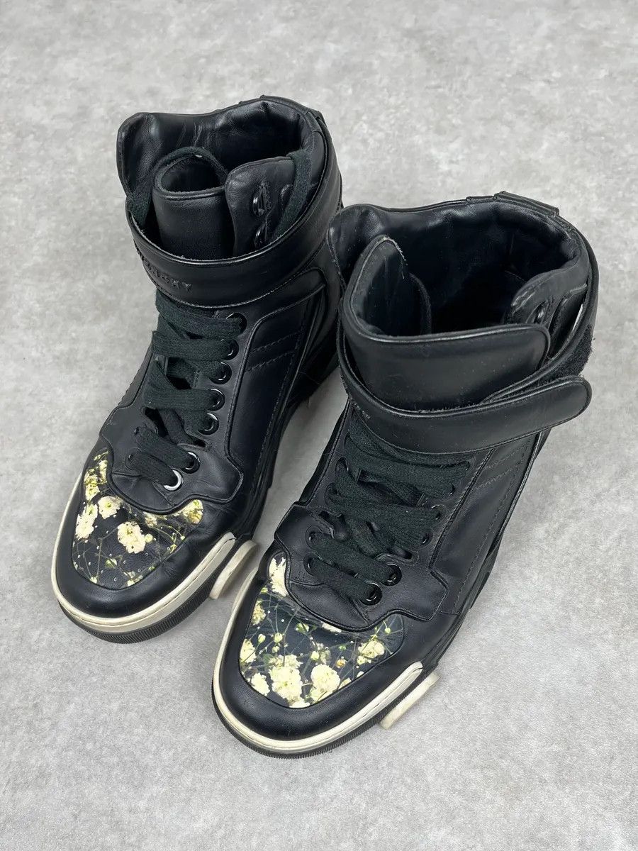 Givenchy SS2015 Givenchy Tyson Black Floral High Leather Sneakers by Riccardo Tisci Size US 8 / EU 41 - 2 Thumbnail