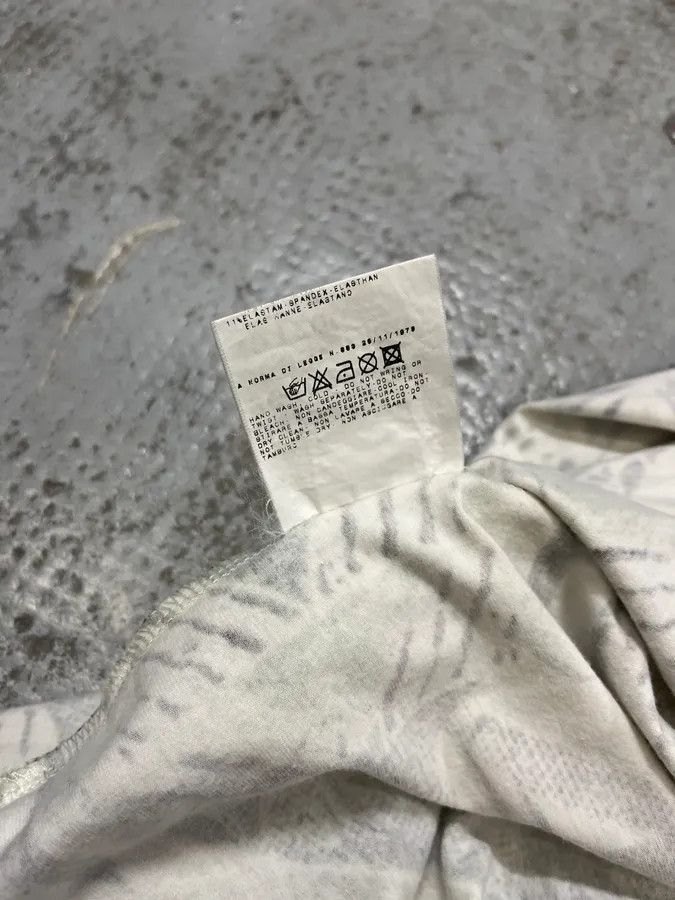 Designer × Just Cavalli × Vintage 2000s Cavalli Square Rosary T-Shirt Size US XS / EU 42 / 0 - 11 Thumbnail