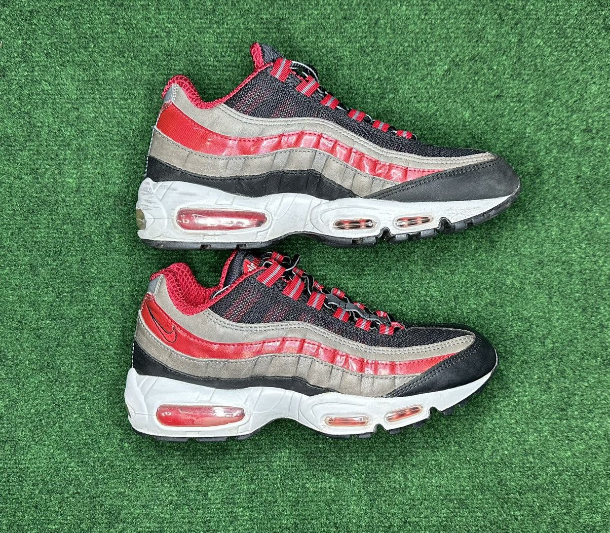 Nike Air Max 95 Premium Black Varsity Red Size US 7 / EU 40 - 1 Thumbnail