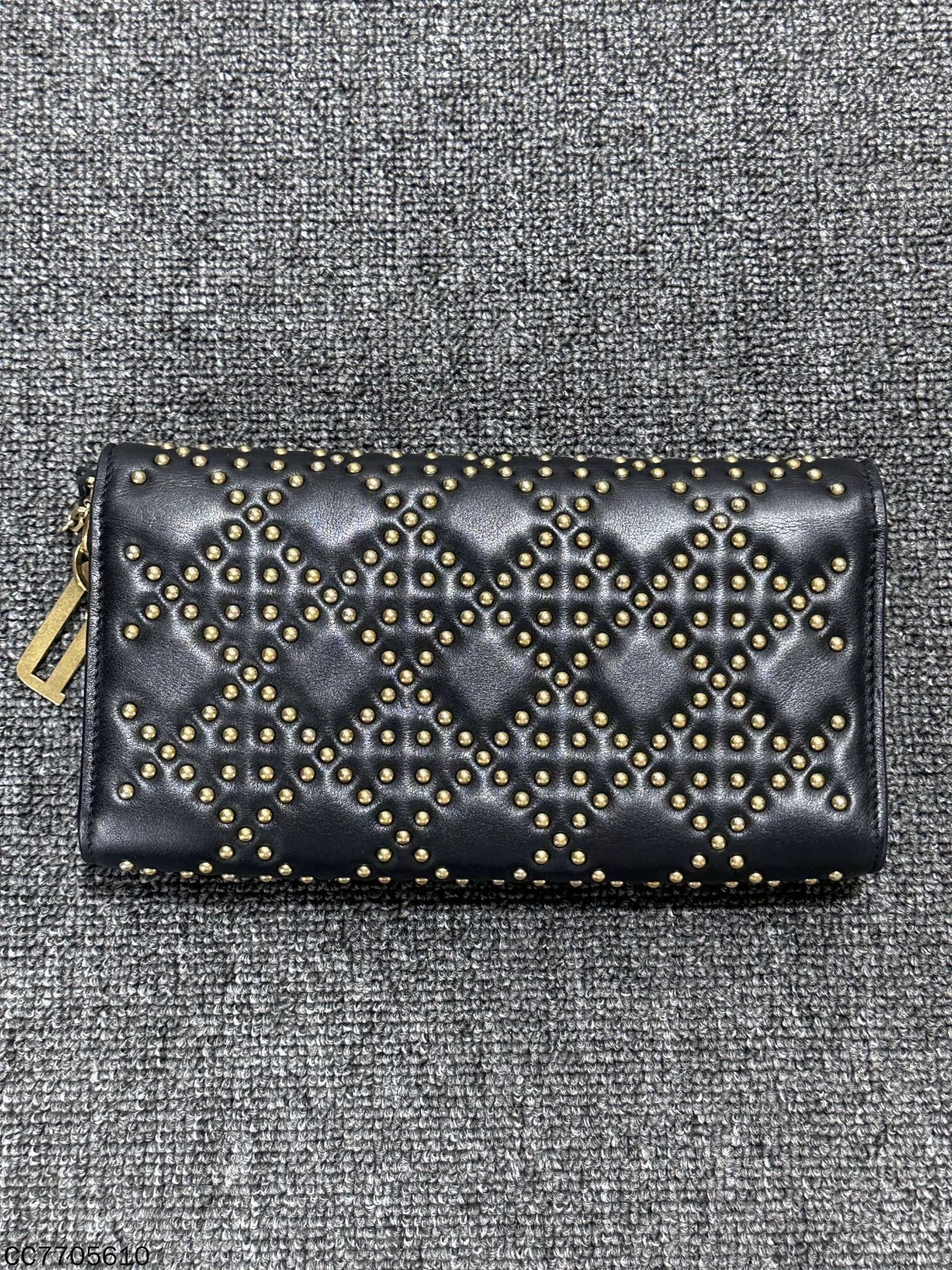 Dior Dior addict gold rivets WOC chain bag black Size ONE SIZE - 2 Thumbnail