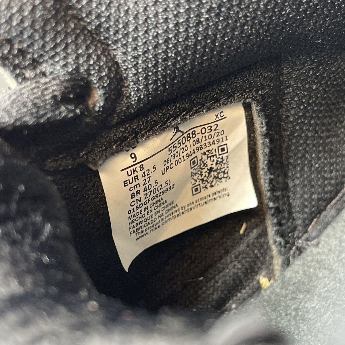Jordan Brand Air Jordan 1 high metallic gold Size US 9 / EU 42 - 8 Thumbnail