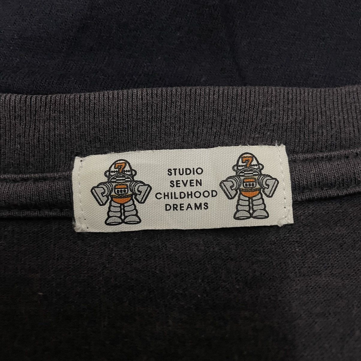 GU × Studio Seven STUDIO SEVEN CHILDHOOD DREAMS x GU TSHIRT Size US M / EU 48-50 / 2 - 7 Thumbnail