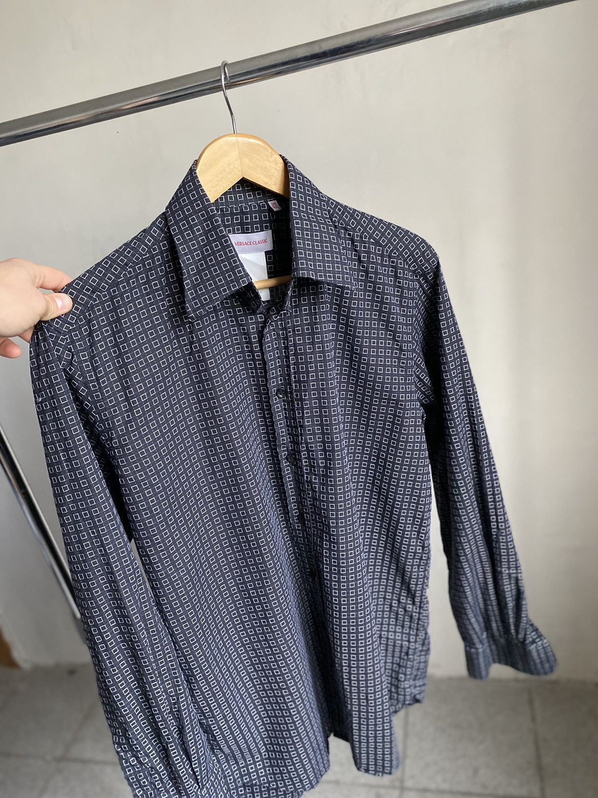 Versace × Versus Versace × Vintage Versace Classic rare luxury shirt vintage Size US M / EU 48-50 / 2 - 2 Thumbnail