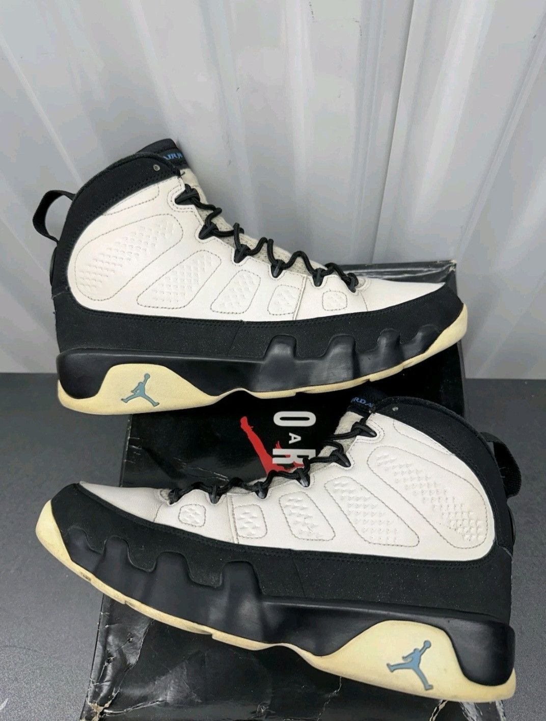 Jordan Brand Nike Air Jordan Retro 9 University Blue CT8019140 Size 9 Men Size US 9 / EU 42 - 3 Thumbnail